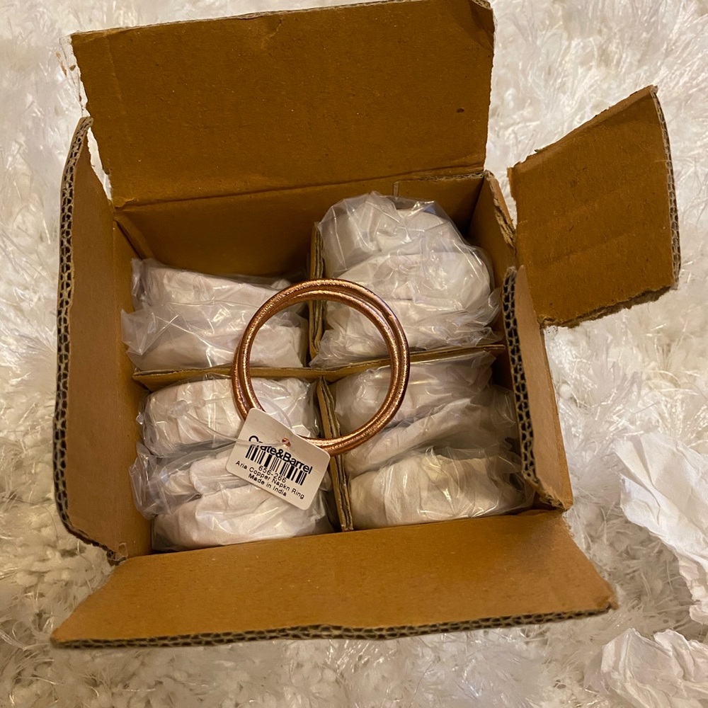 Crate & Barrel Napkin Rings New-12 PC